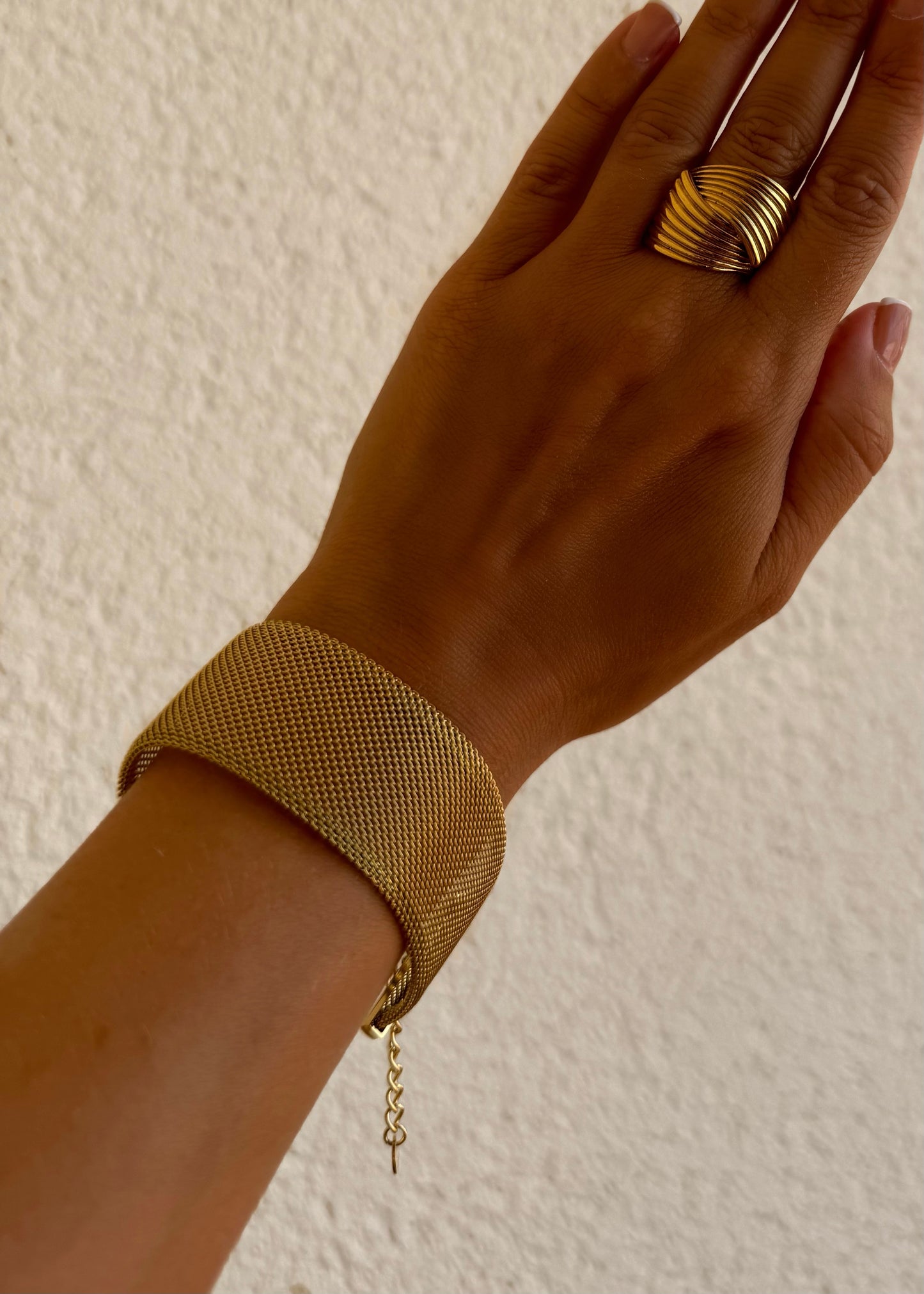 IRINA 18K Gold Plated Chunky Bracelet